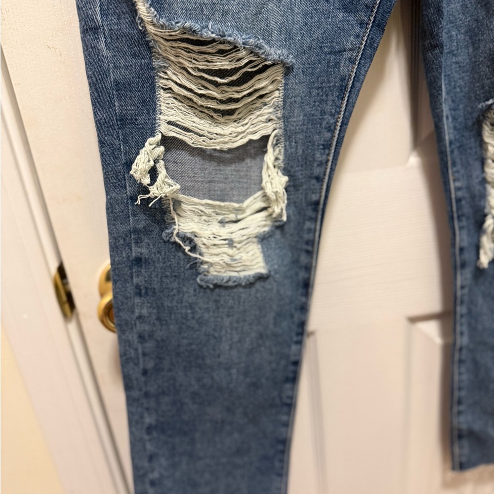 JUST USA Medium Denim Distressed Jeans for Women - Picture 3 of 10